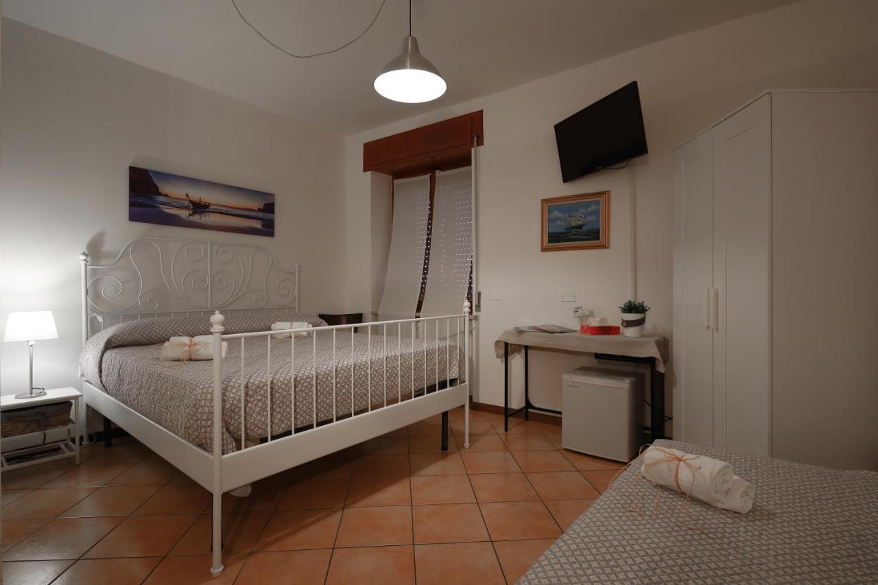 Ingarda Rooms Cavalcaselle Ngoại thất bức ảnh