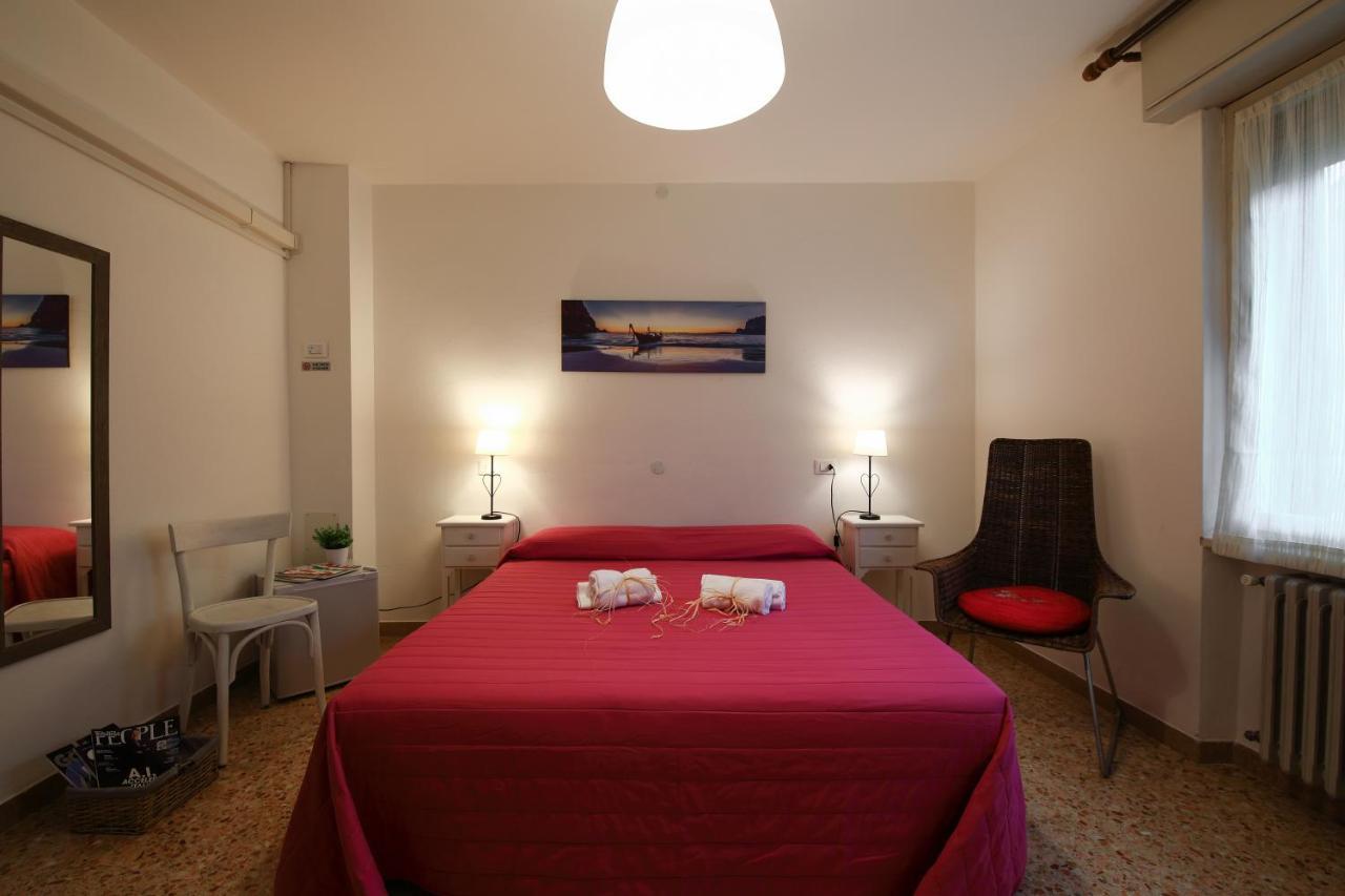 Ingarda Rooms Cavalcaselle Ngoại thất bức ảnh