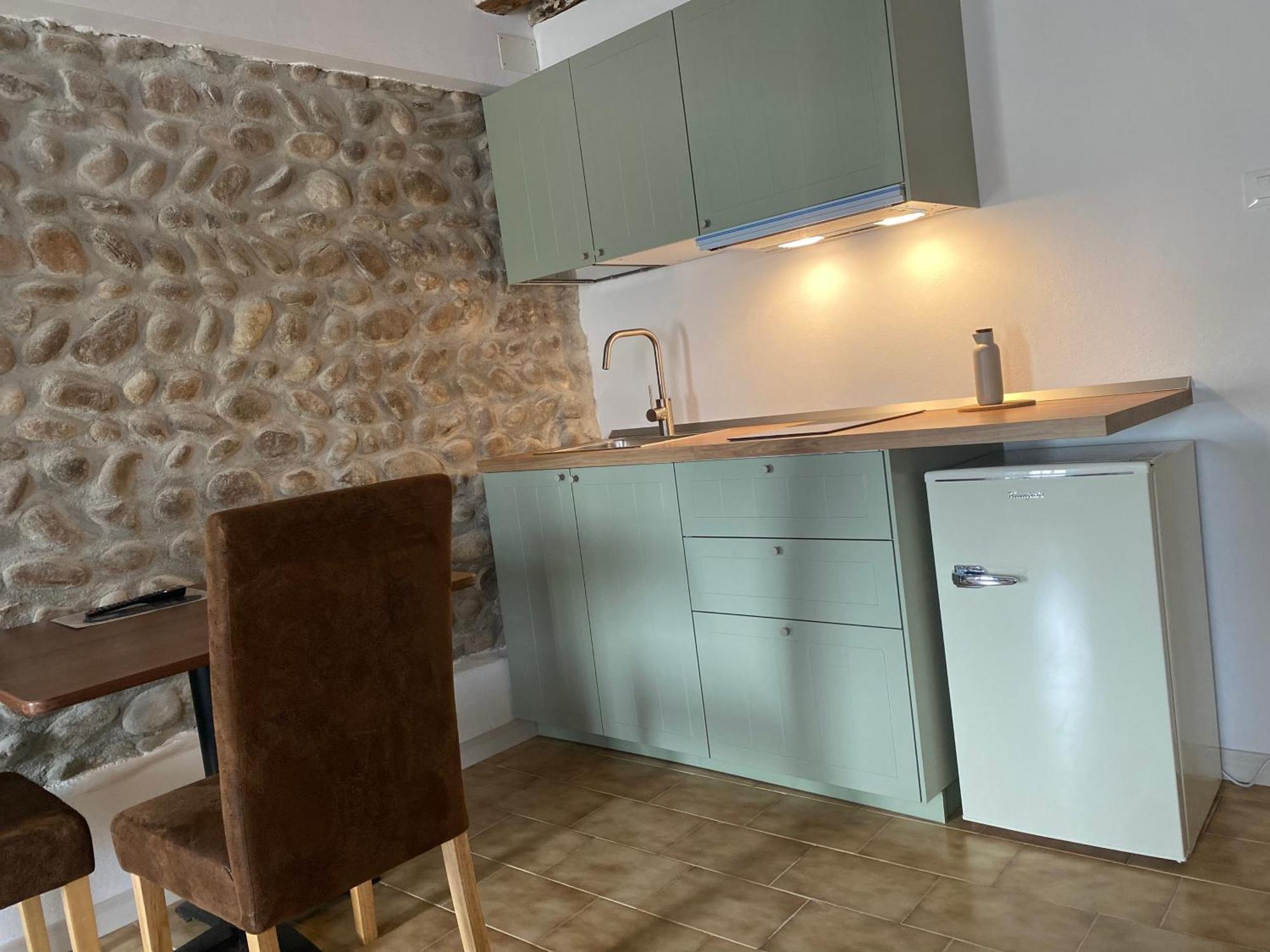 Ingarda Rooms Cavalcaselle Ngoại thất bức ảnh